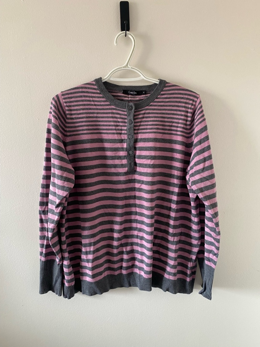 Cozy Striped Henley Sweatshirt - Pink & Gray